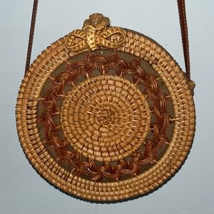Woven purse